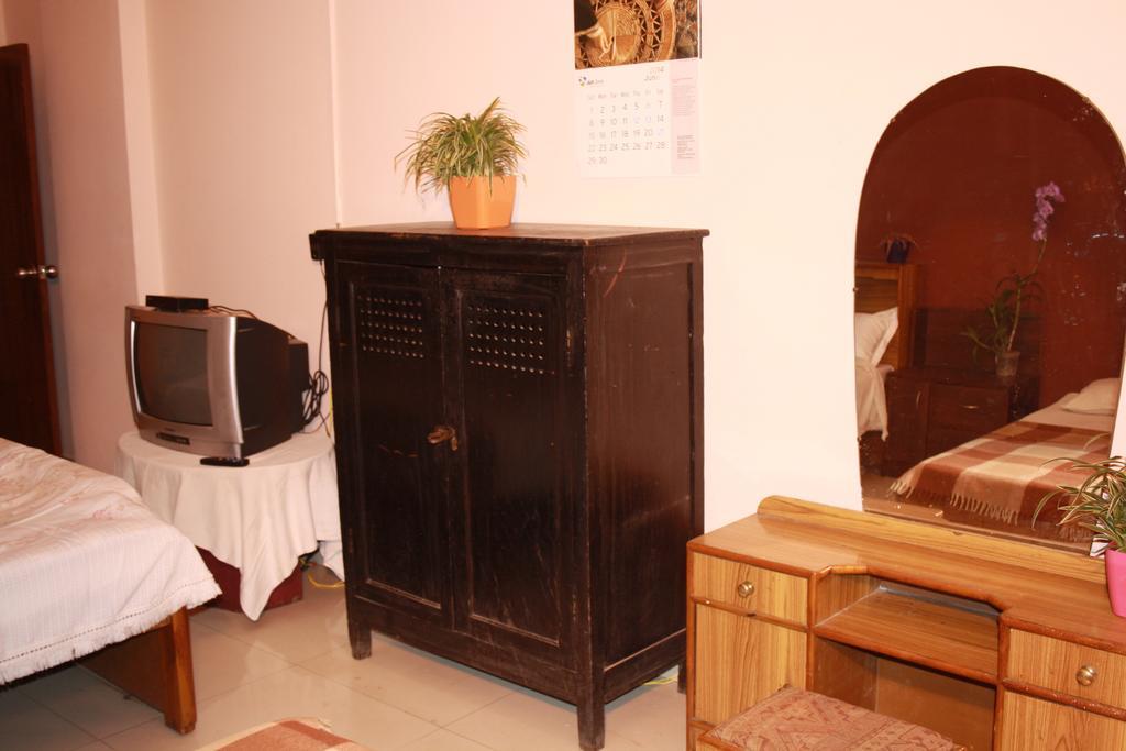 Minerva Residency Hotel Бангалор Стая снимка