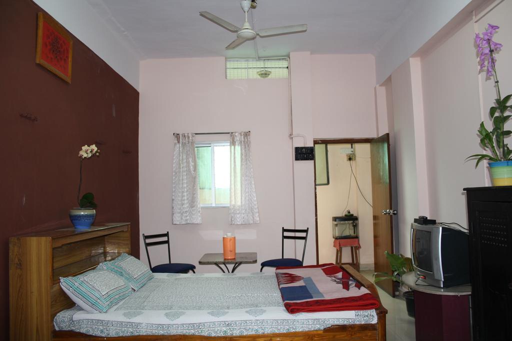 Minerva Residency Hotel Бангалор Екстериор снимка