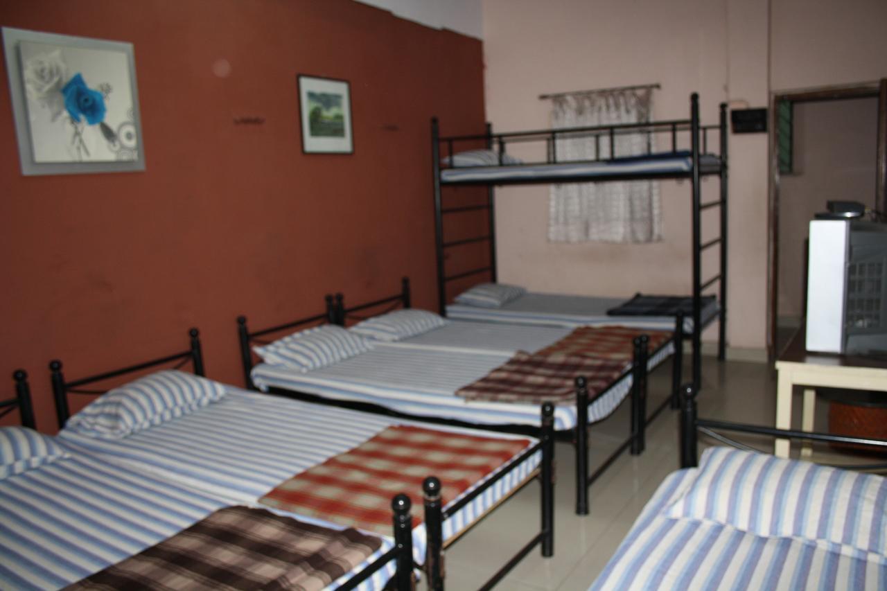 Minerva Residency Hotel Бангалор Екстериор снимка